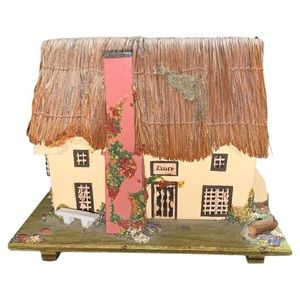 Vintage Pauline Ralph the Dairy. Made in Devon, England music box